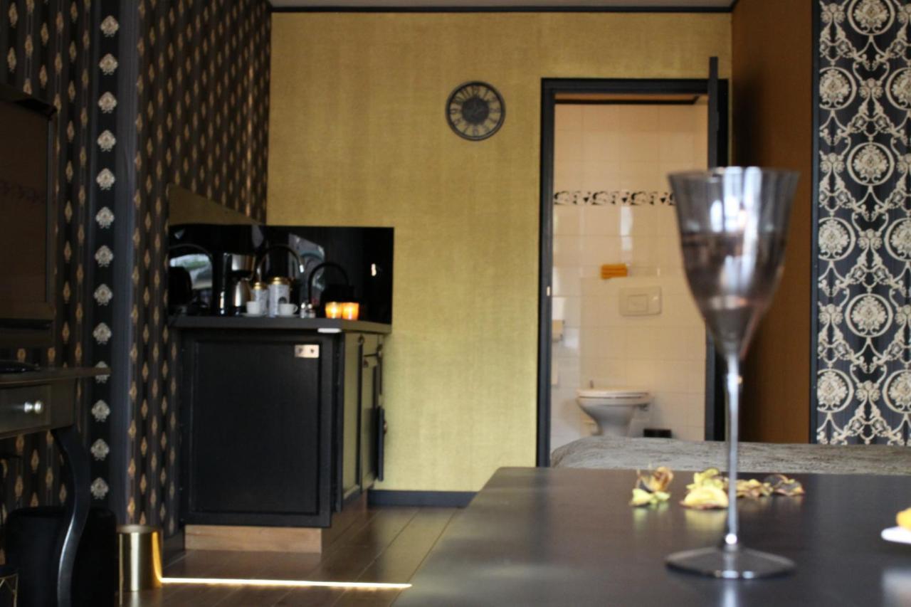 By Goselink Bed & Breakfast Alkmaar Bagian luar foto