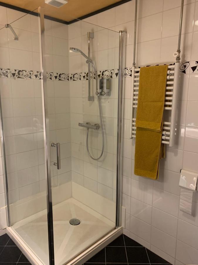 By Goselink Bed & Breakfast Alkmaar Bagian luar foto